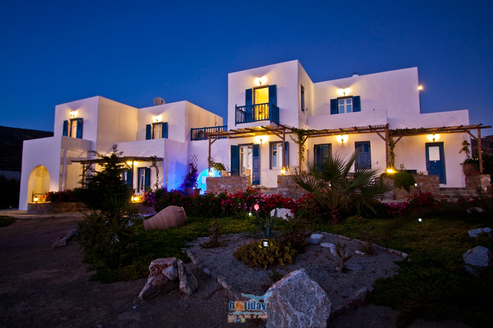 VILLA LE GRAND BLEU IN  KATAPOLA - AMORGOS